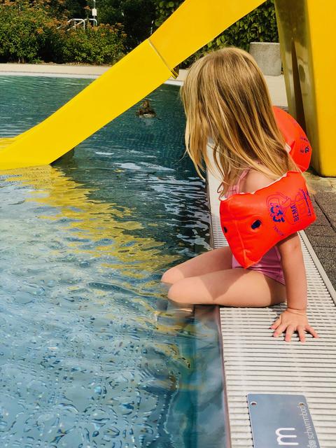 Gleich übernimmt die Dreijährige das Revier. | Foto: Christine Dollinger