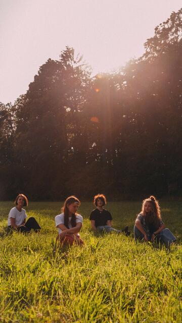 Am 6. August spielen „The Comets” im Backyard. | Foto: Danie Dückminor