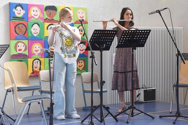 Rechts: Sayuri Hattori | Foto: Sabine Büssert