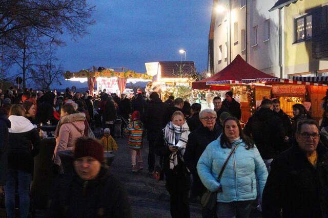Eckentaler Weihnachtsmarkt | Foto: Kilian Unbehaun