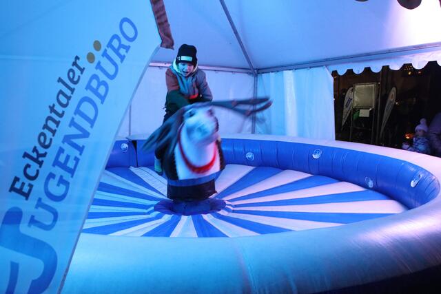 Das Jugendbüro Eckental lud zum Rodeoreiten. | Foto: Andreas Unbehaun