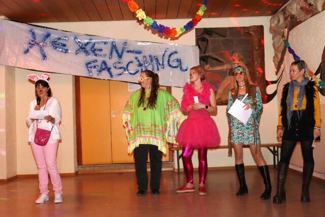 In Igensdorf feierte man bereits den "Hexenfasching".
Die Markthexen sind dort legendär.