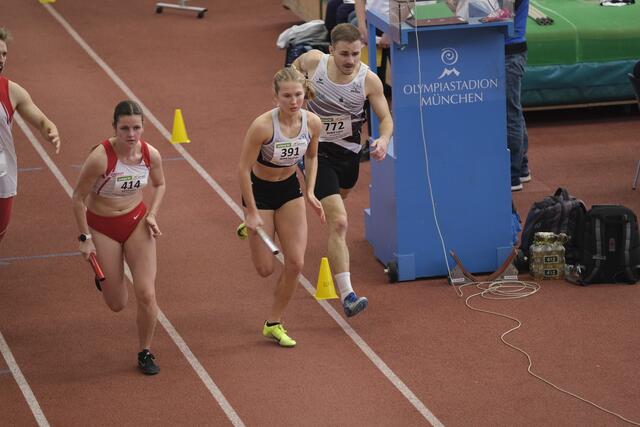 Übergabe des Staffelstabes Mahr/Weber. | Foto: ©Mahr