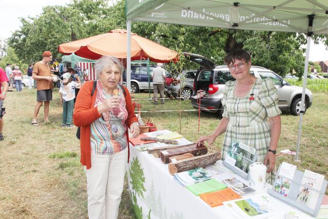 Diplom-Biologin Karin Klein-Schmidt war maßgebliche Initiatorin der „Kalchreuther Kirschgärten” und berät heute für den Landschaftspflegeverband Mittelfranken. | Foto: Foto: Uwe Rahner