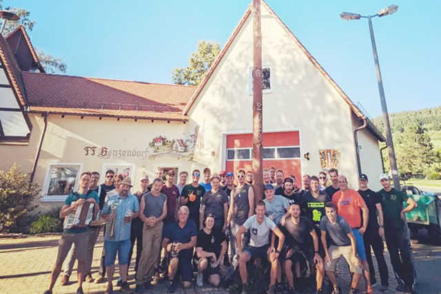 Feuerwehrhaus Benzendorf (mit den Benzendorfer Kärwaboum anlässlich der Kirchweih im September 2023). | Foto: privat