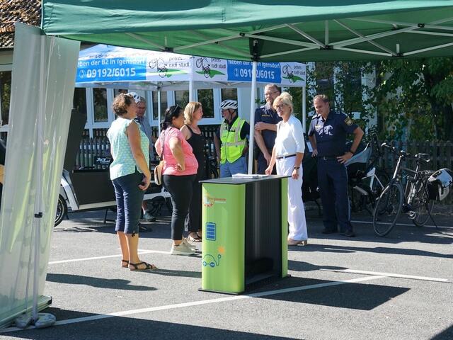 Info-Stand Energiewende | Foto: Gertrud Reichert-Brod