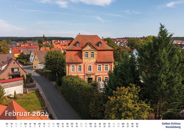 Gelbes Schloss Heroldsberg: Erbaut im 16. Jahrhundert. Bis Mitte der 1950er Jahre im Besitz der Familie Geuder, dann verkauft an Privat. 1988 wurde es renoviert. | Foto: NOVUM Verlag und Werbung GmbH © Andreas Unbehaun