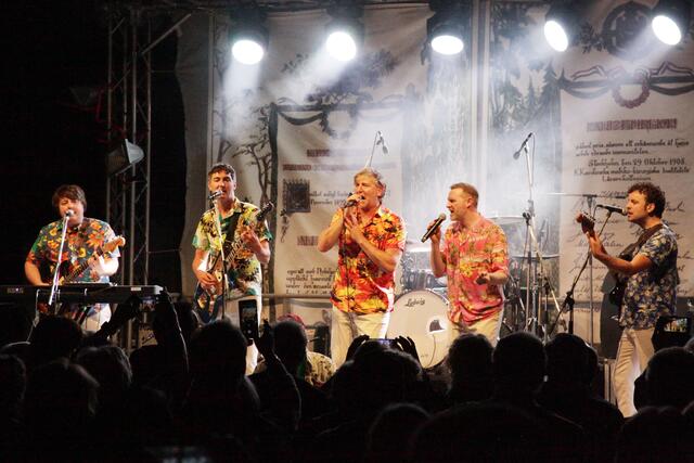 Furioses Finale mit Ba-Ba-Ba-Ba-Barbara-Ann | Foto: Uwe Rahner