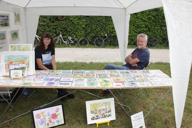 Kunst und Kirschen ergänzen sich. | Foto: Uwe Rahner