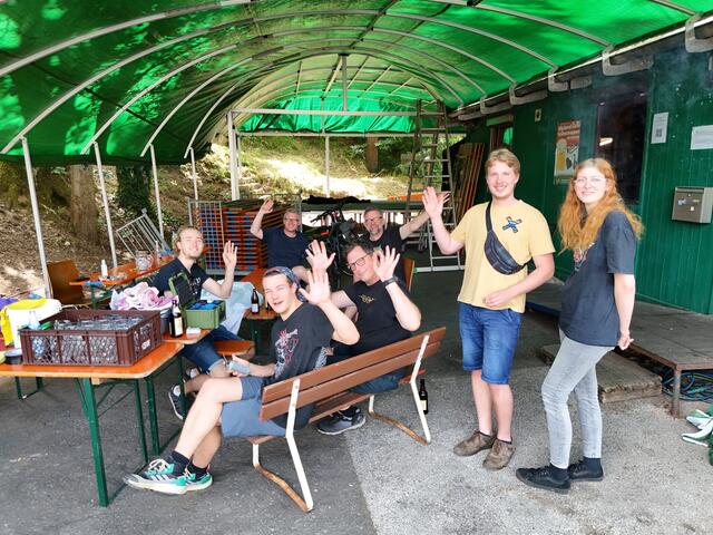 Viele Helfer sorgten für ein gelungenes Sommerfest. | Foto: Kilian Unbehaun