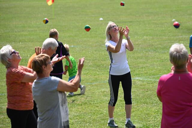 Die Damengymnastik 55PLUS fit | Foto: Berny Meyer