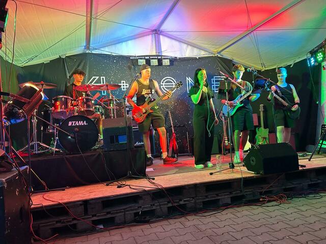 Den Namen "4 plus one" sollte man sich merken - diese Band hat Potenzial.  | Foto: 4plus1