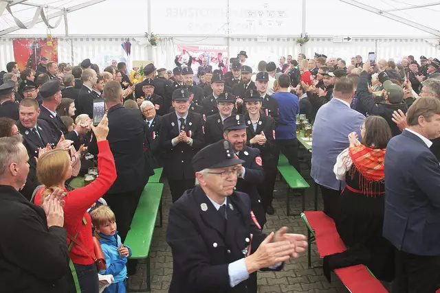 Einzug der Jubelwehr | Foto: Uwe Rahner