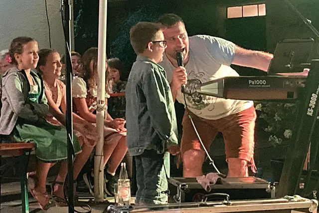 Am Kirchweihmontag sorgt wie in den Vorjahren einer der „2 Oberfranken“ für Stimmung.