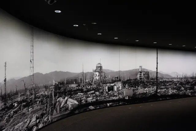 Museum, Fotoinstallation: Hiroshima nach der Atombombe | Foto: Dr. Manfred Schildknecht