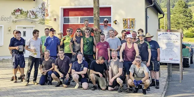 Klein, aber fein. Die Benzendorfer Kerwaburschen freuen sich auch dieses Jahr auf viele Gäste. | Foto: Privat