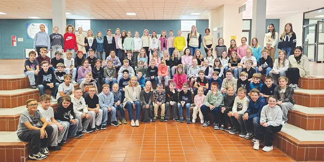 Gespannt und freudig ins neue Schuljahr an der weiterführenden Schule, das sind die Realschüler in Gräfenberg. | Foto: Privat