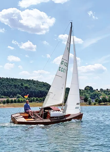Jeden Sommer engagiert sich Lars Münch mit dem Yacht Club Nürnberg beim „Klassik Trichter” und der „BBS Klassik” auf dem Großen Brombachsee vor Ramsberg. | Foto: Privat