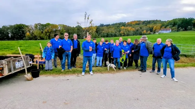 Baum gepflanzt - Challenge erfüllt! | Foto: Monika Finkes