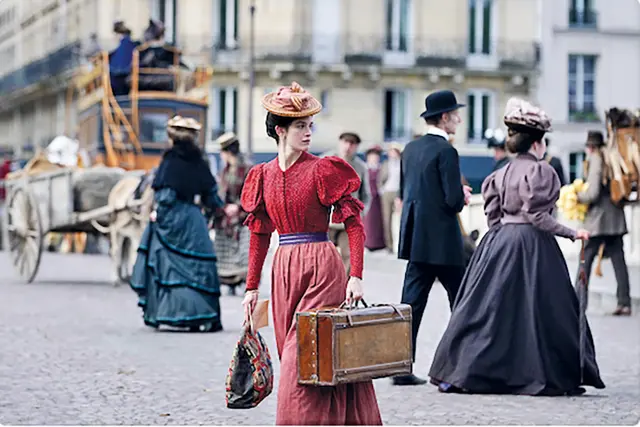 Im Spielfilm „Die Farben der Zeit” entdecken die Erben eines Hauses ihre mysteriöse Familienegschichte, in der ihre Vorfahrin Adèle 1895 in Paris die Pioniere der Fotografie sowie der impressionistischen Malerei trifft. | Foto: STUDIOCANAL /Emmanuelle Jacobson-Roques