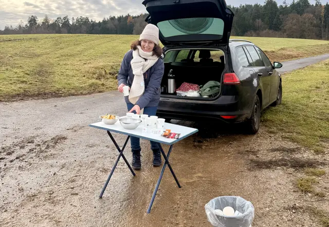 Die Versorgung der Teilnehmer auf der Strecke mit kleinen Stärkungen und heißen Getränken war hervorragend organisiert. | Foto: Verena Geithner