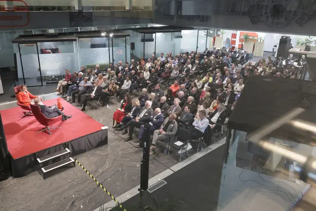 „Unter der Kuppel – Unternehmer:innen im Gespräch“ bei der Stadt- und Kreissparkasse Erlangen Höchstadt Herzogenaurach. | Foto: Sparkasse Erlangen
