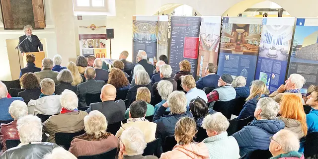 In Schnaittach wurde die Ausstellung „100+ Synagogen in Deutschland” erstmals präsentiert. | Foto: Udo Schuster