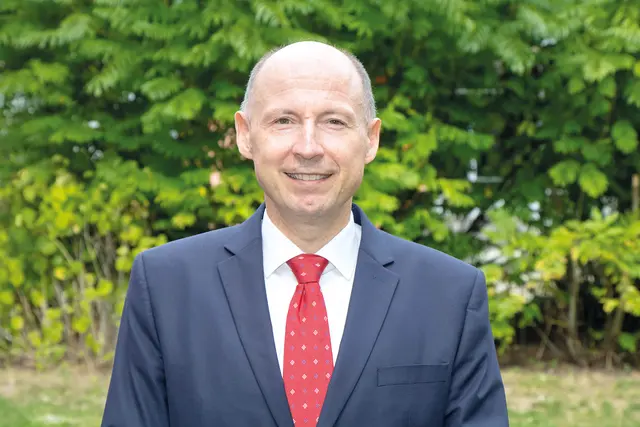 Dr. Christian Fauser freut sich auf seine neuen Aufgaben als Schulleiter des Gymnasiums. | Foto: Winfried Heider