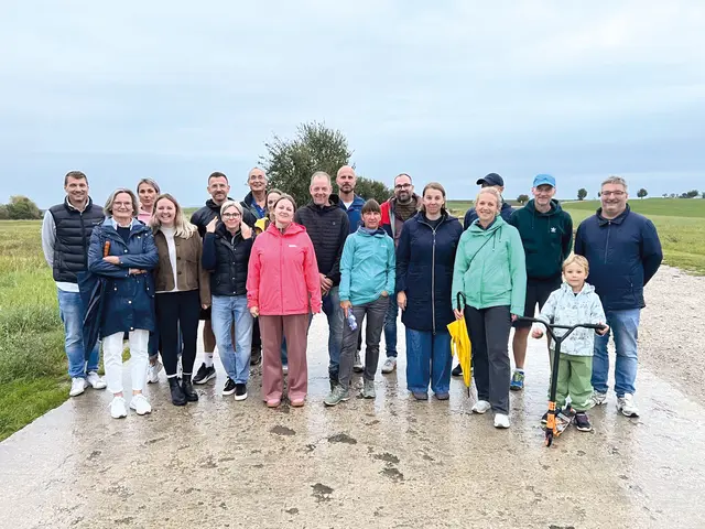Startschuss der Bürgerinitiative gegen die Nutzung der Tongrube am Mistelberg als Deponie. Die Engagierten fürchten gravierende Auswirkungen auf die Gemeinden Kalchreuth und Heroldsberg. | Foto: Privat