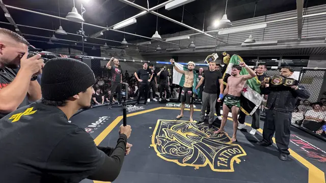 Kurz vor der Siegerverkündung bei einem der MMA-Titelkämpfe