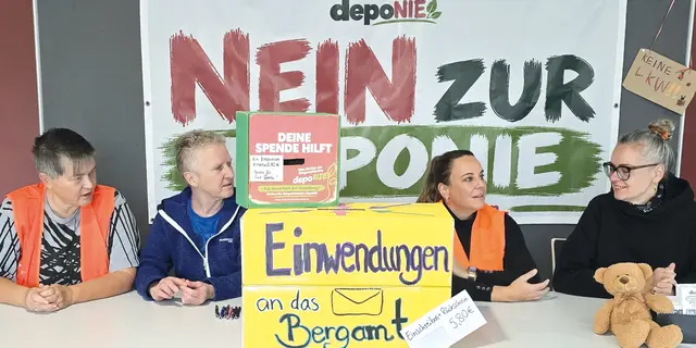 Im Postkasten konnten Einwendungsschreiben an das Bergamt abgegeben werden.
 | Foto: Privat