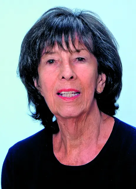 Die in Nürnberg geborene und dort lebende Schriftstellerin Ulrike Rauh schreibt Kurzgeschichten und vor allem Reisebücher über Städte in Italien, die sie gerne besucht.