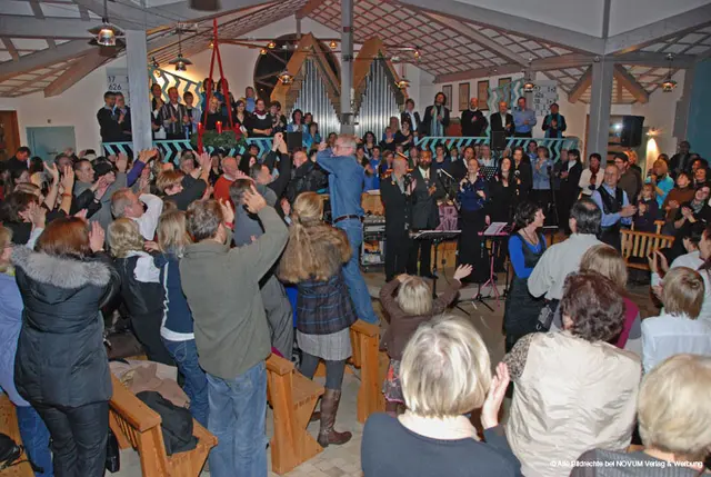 Wer Gospels mag, kann beim Mitmachkonzert ohne Chorprobe mitsingen, mitklatschen, mitschwingen. | Foto: Novum Verlag &amp; Werbung