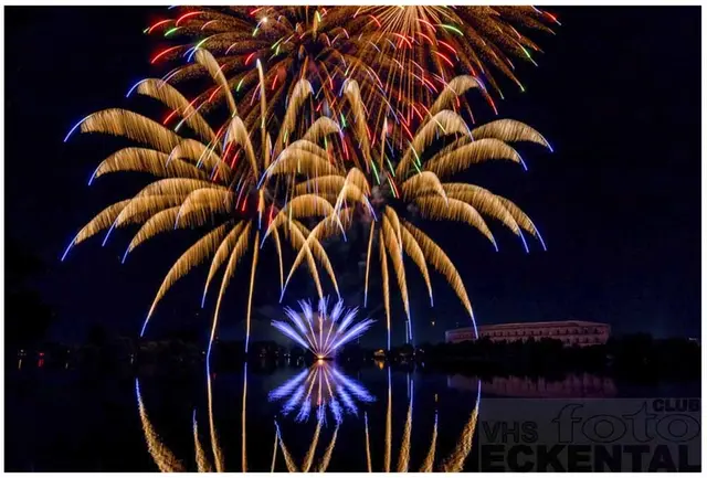 Ein Feuerwerk zum Jubiläum | Foto: Bernd Voelk