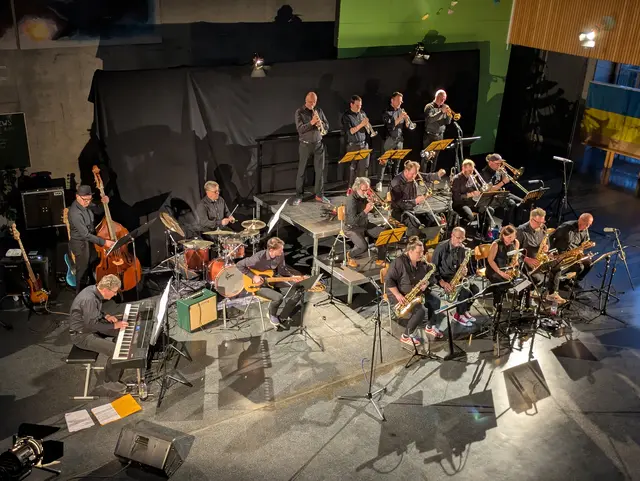 Die Big Band Eckental bringt bei ihrem Jahreskonzert in der Aula des Gymnasiums wieder Jazz, R&amp;B und anderes Hörenswertes auf die Bühne.
