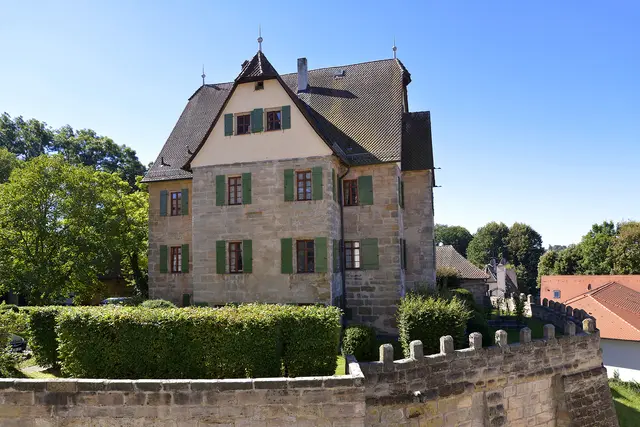 Nach der Teilung in zwei Linien war das Grüne Schloss Sitz der Geuder-Rabensteiner Linie. | Foto: Dieter Kaletsch